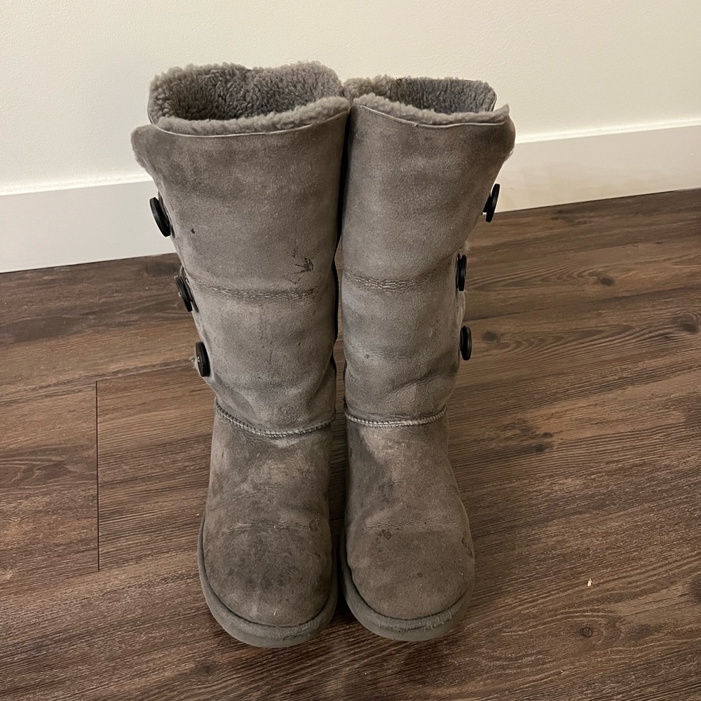 Gray Ugg Boot - image 5